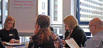 Teilnehmende einer Veranstaltung von ARBEIT UND LEBEN Sachsen