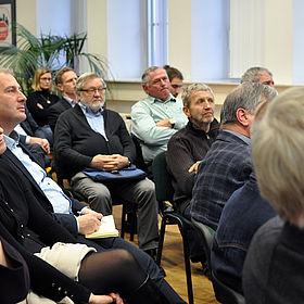 Publikum der Veranstaltung von ARBEIT UND LEBEN Sachsen im Volkshaus Leipzig