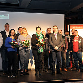 Gruppenfoto mit der Schirmherrin Petra Köpping, Sächsische Staatsministerin für Gleichstellung und Integration (5. von links)